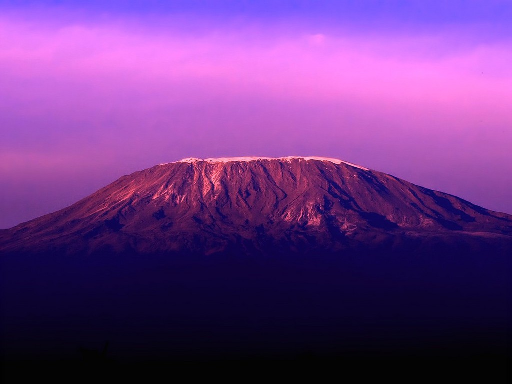 Kilimanjaro_Wallpaper_i04bl